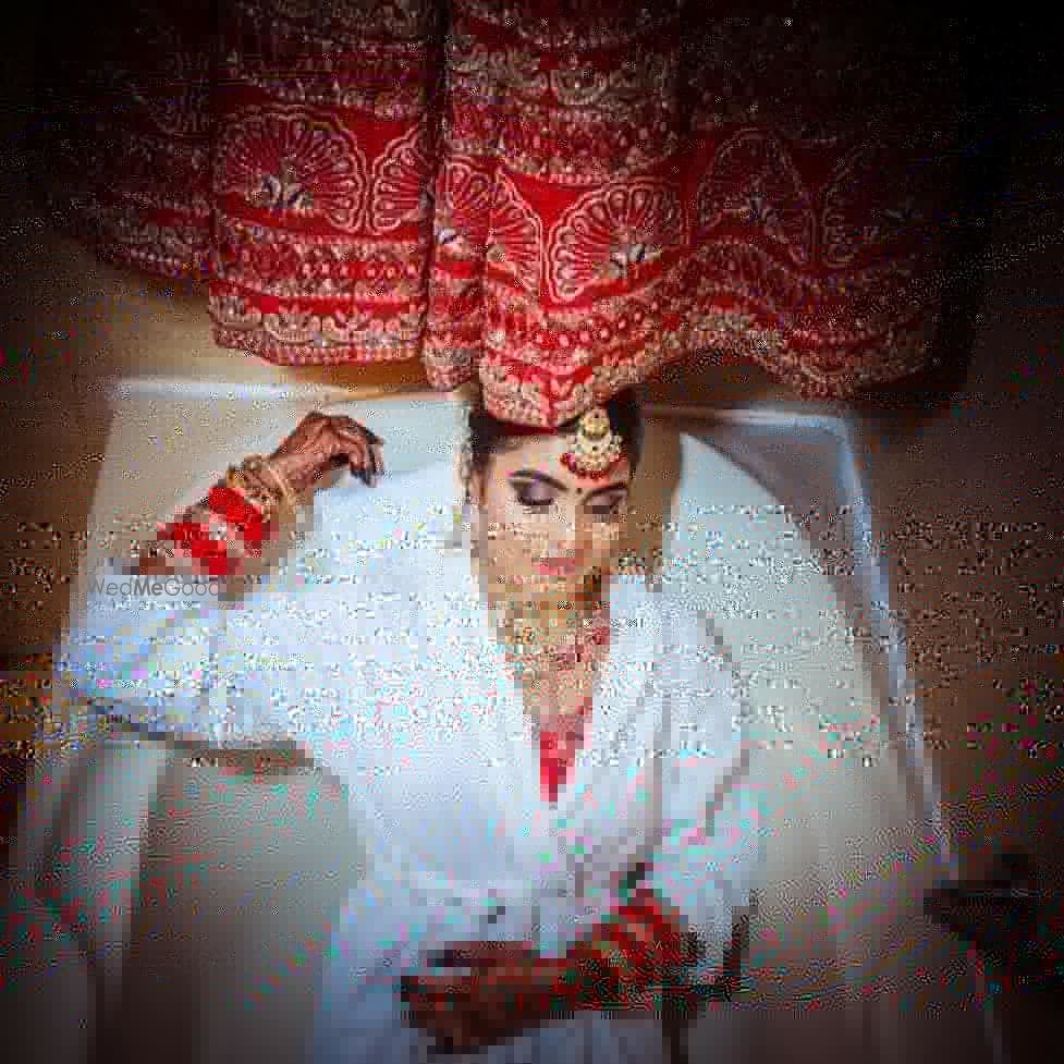 Photo By The Signature Designer - Bridal Makeup