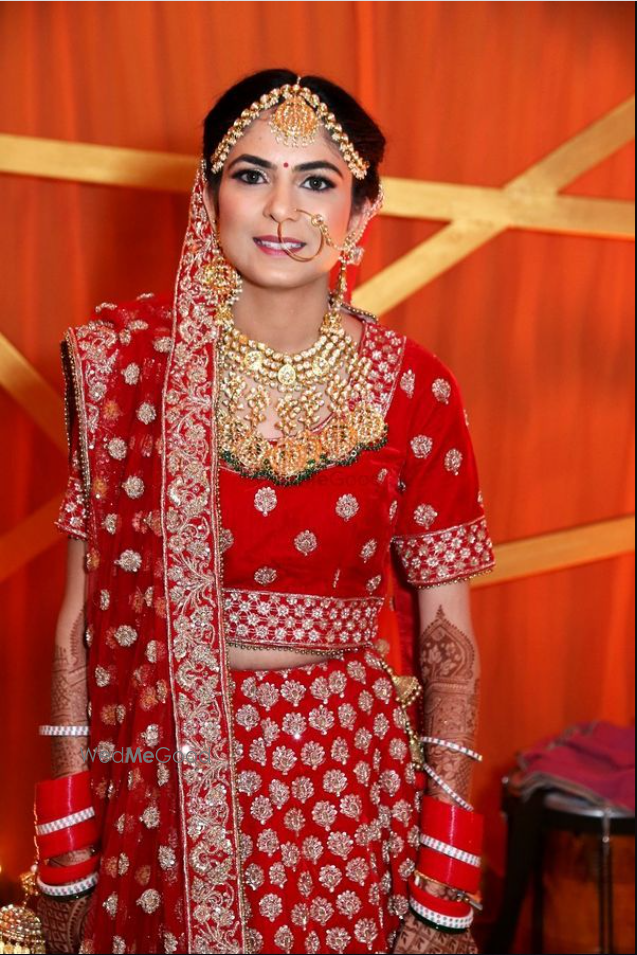 Photo By Makeovers by Deeksha - Bridal Makeup