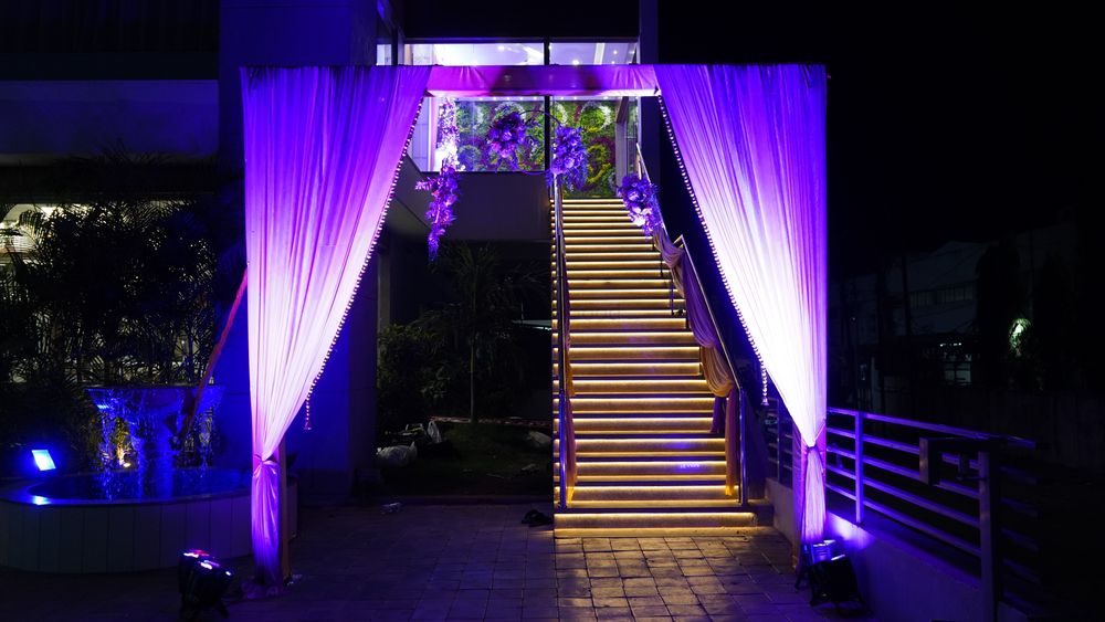 Photo By Iconic Events 'N' Entertainment - Decorators