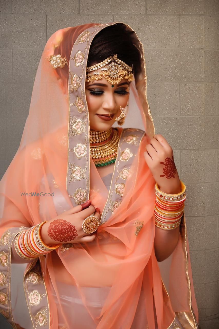 Photo By Nesh Makeover - Bridal Makeup