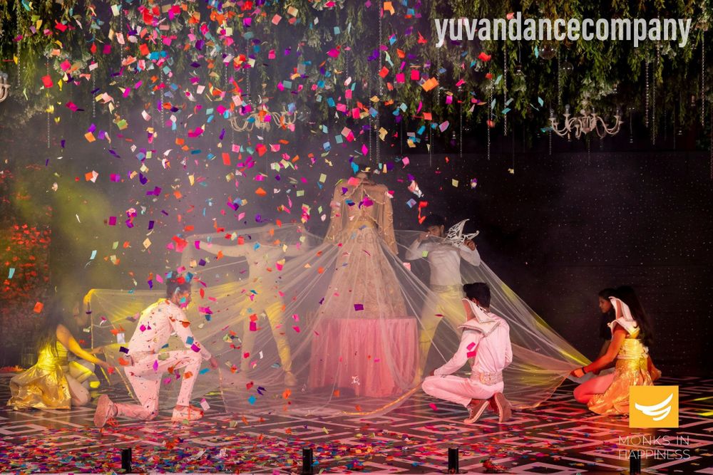 Photo By Yuvan Dance Company - Sangeet Choreographer