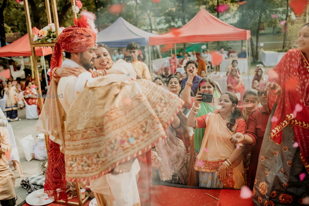 Photo By MH 12 Weddings - Photographers