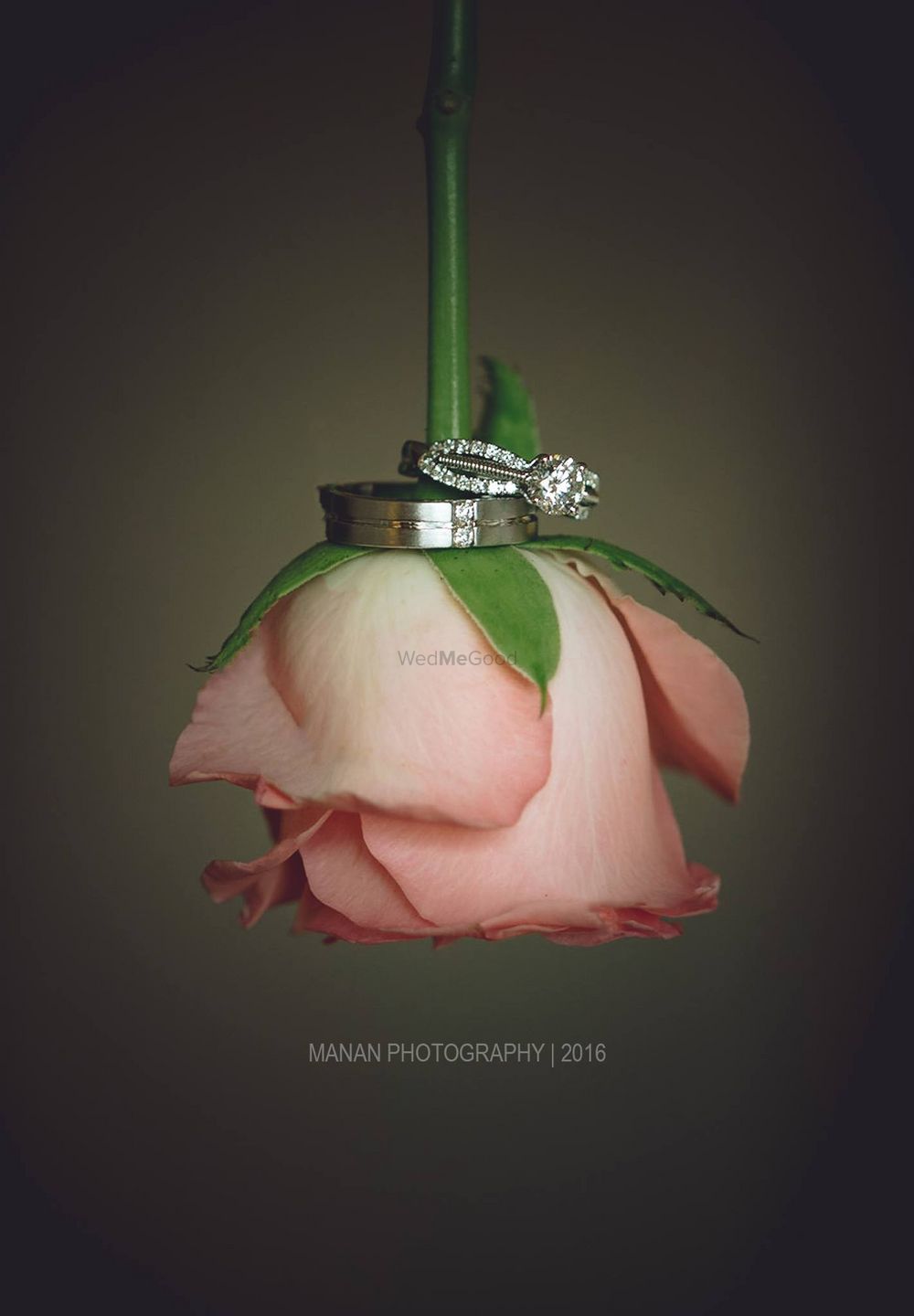 Photo of Engagement ring photography idea with a rose