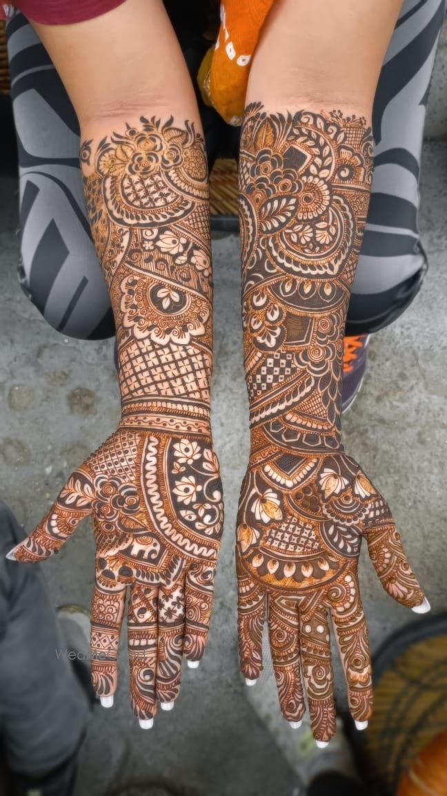 Photo By Mantu Mehandi Artist - Mehendi Artist