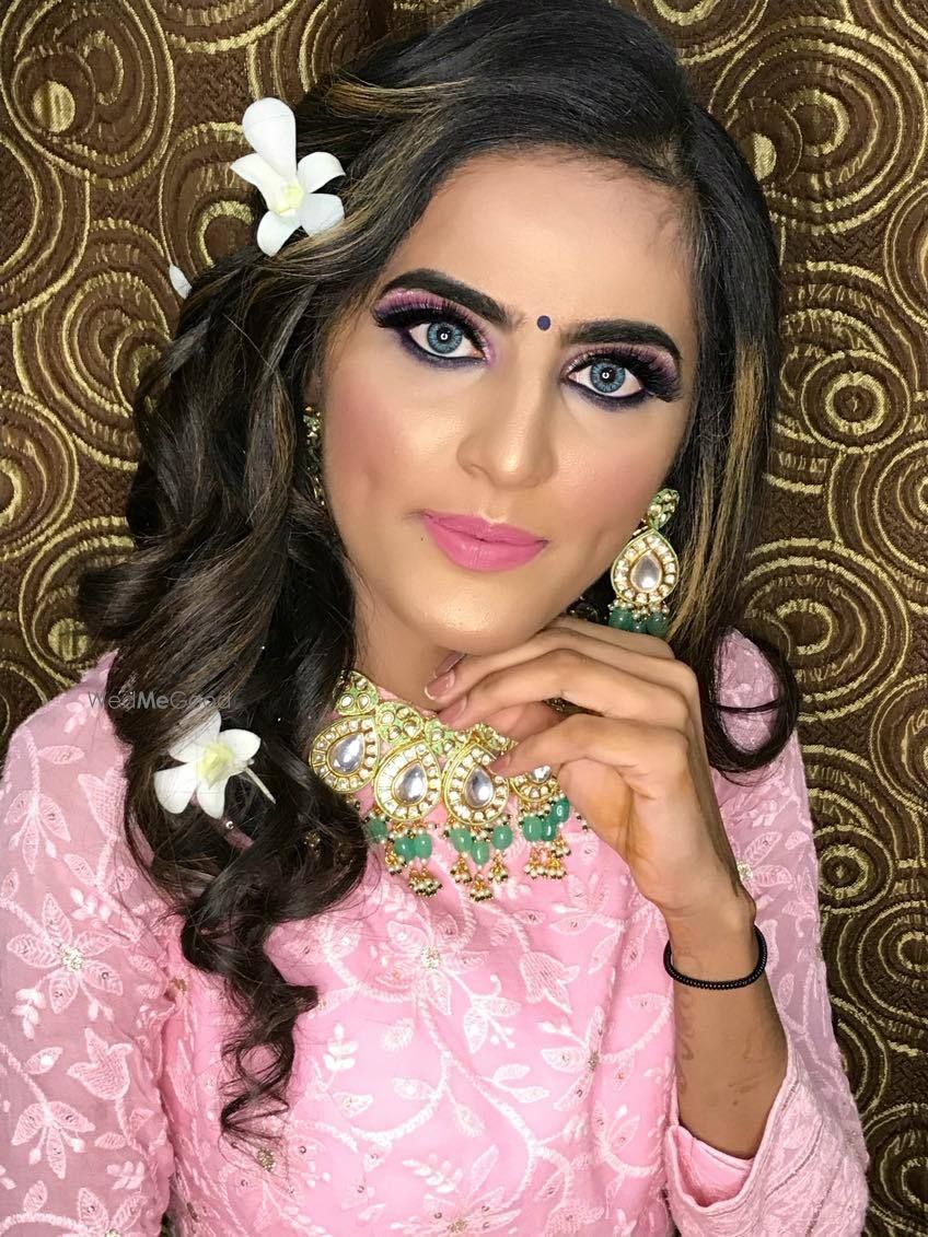 Photo By Rachna's Beauty Studio - Bridal Makeup