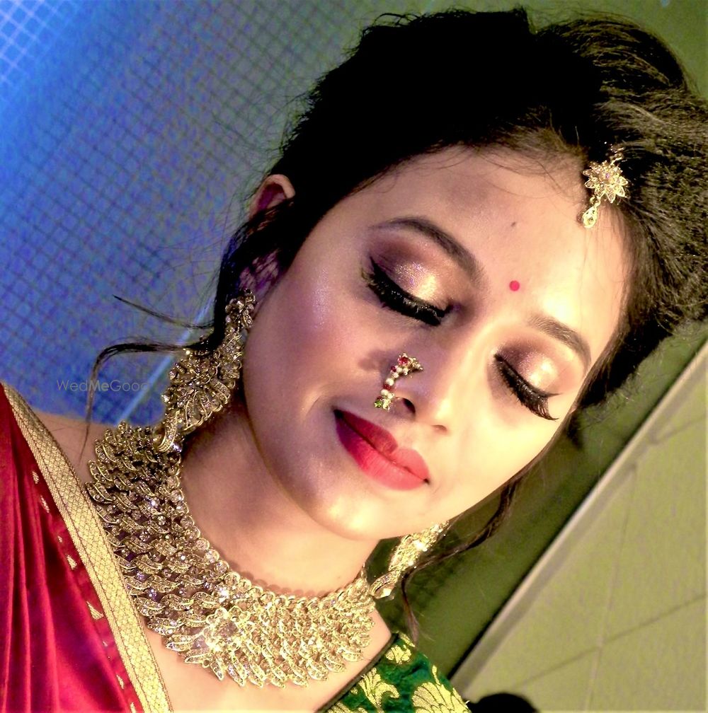 Photo By Hinal Ponda - Bridal Makeup