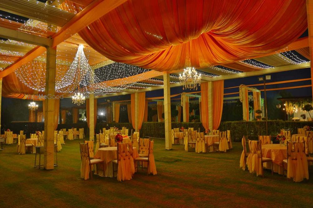 Photo By Royal Swan Banquet - Venues