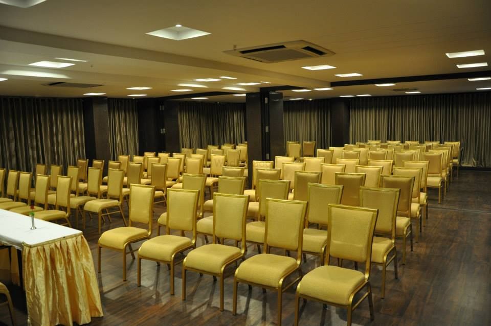 Photo By Hotel Kens - Venues