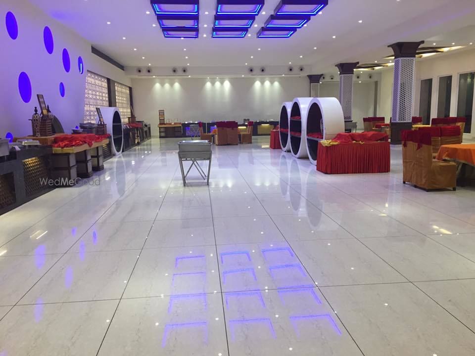 Photo By Aura Garden - Venues
