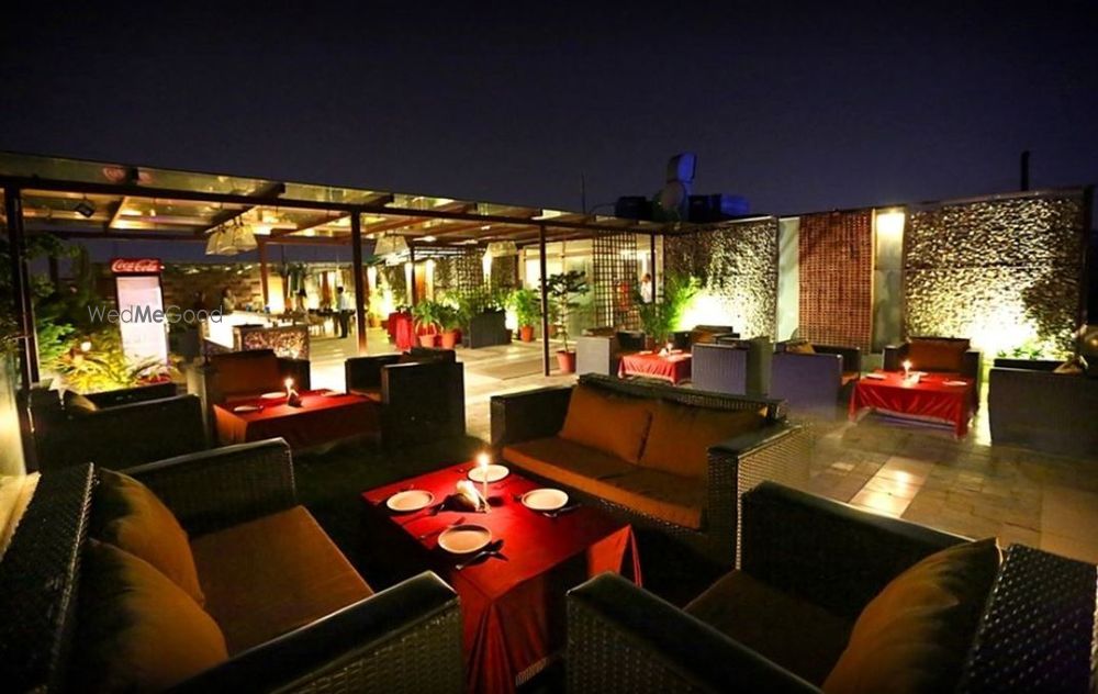 Photo By Hotel Oyster - Venues