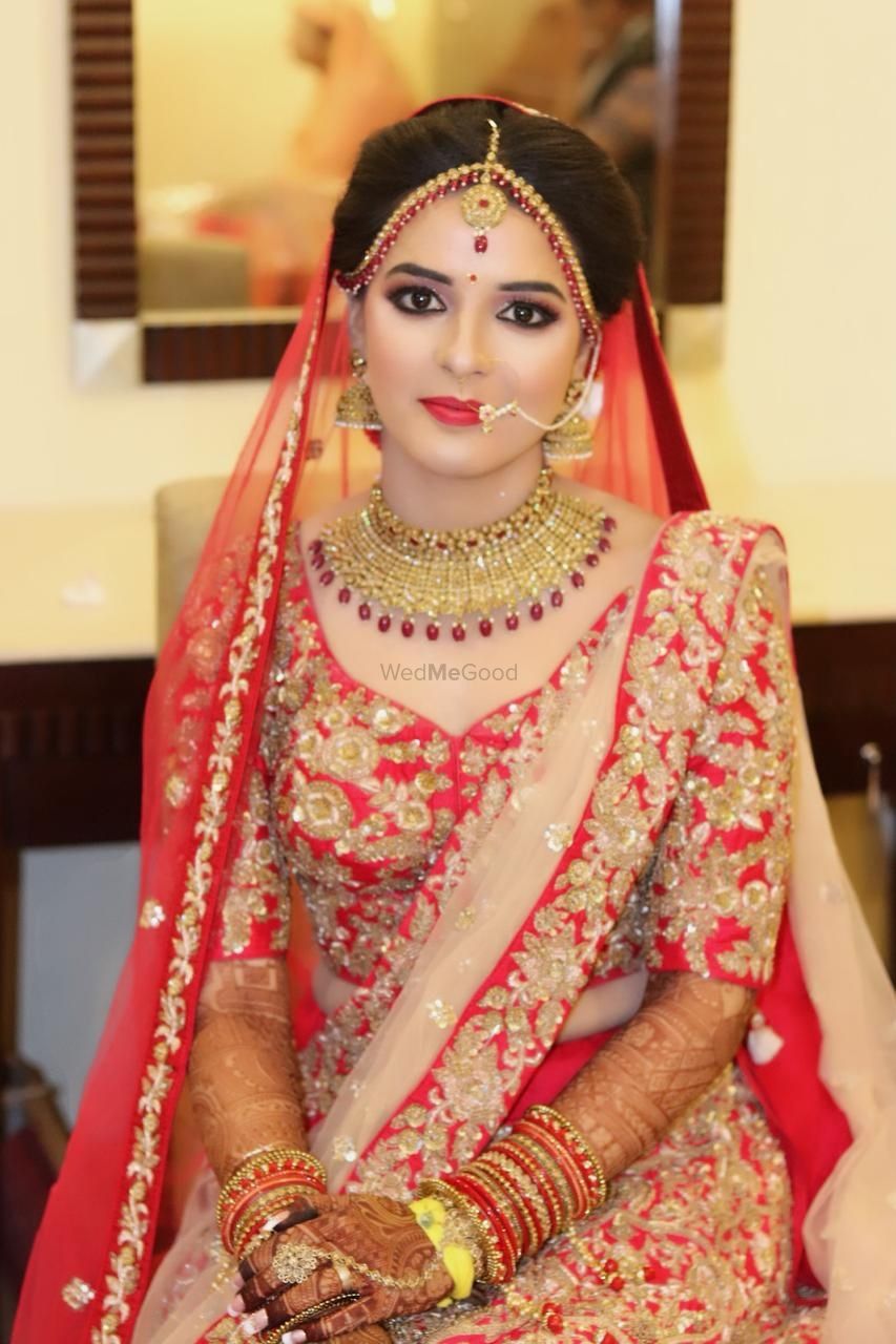 Photo By Poonam Sharma Gosain Makeovers - Bridal Makeup