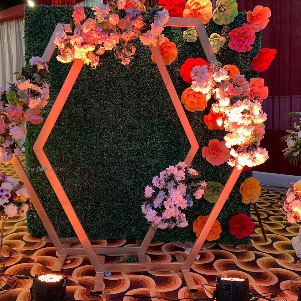 Photo By Shaadi Barati Pvt Ltd - Unit of Golden Apple Tour and Travels - Wedding Planners