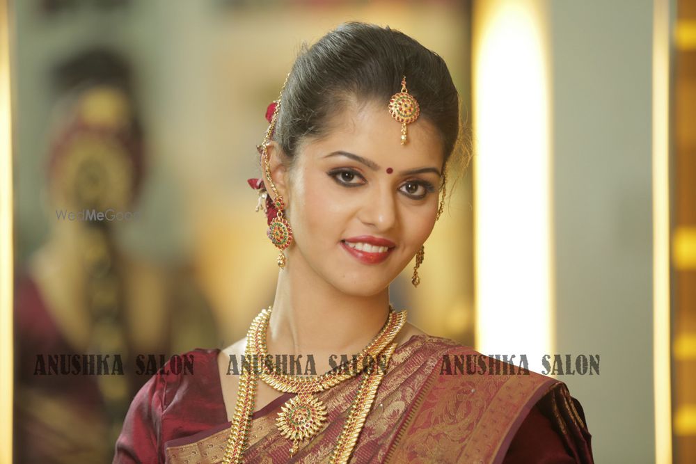 Photo By Bridal Makeup by Anushka Salon - Bridal Makeup