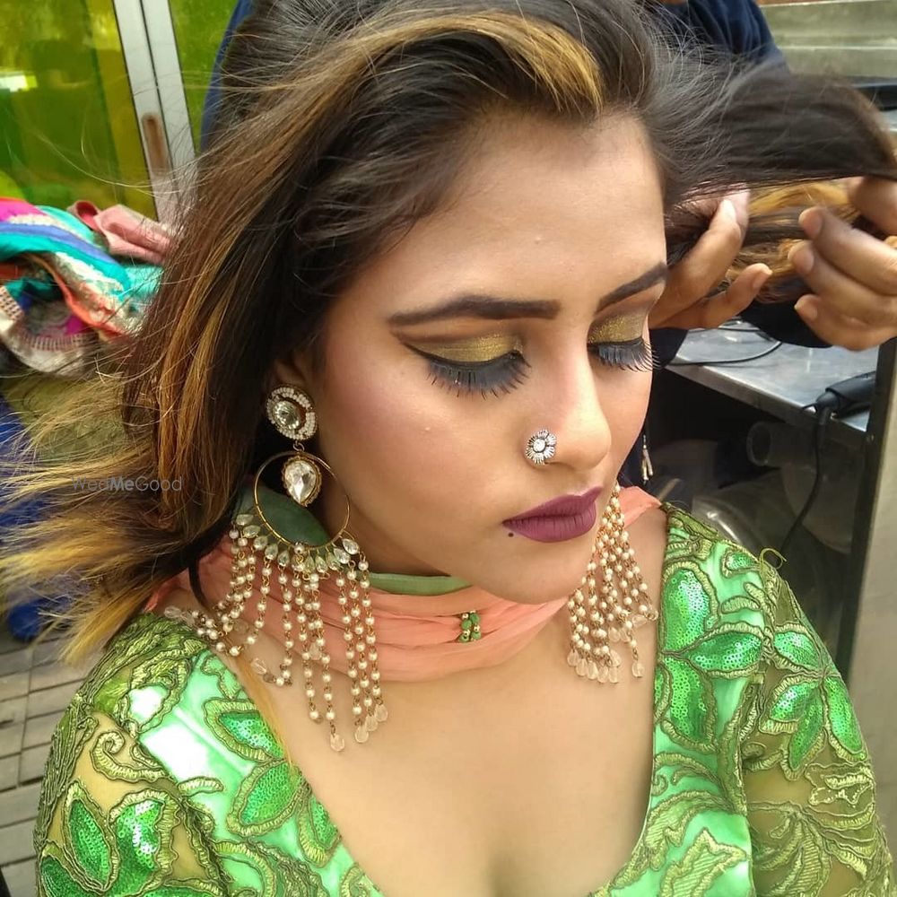 Photo By Poonam Tiwari Makeovers - Bridal Makeup