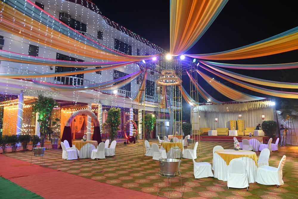 Photo By Divyansh Palace - Venues