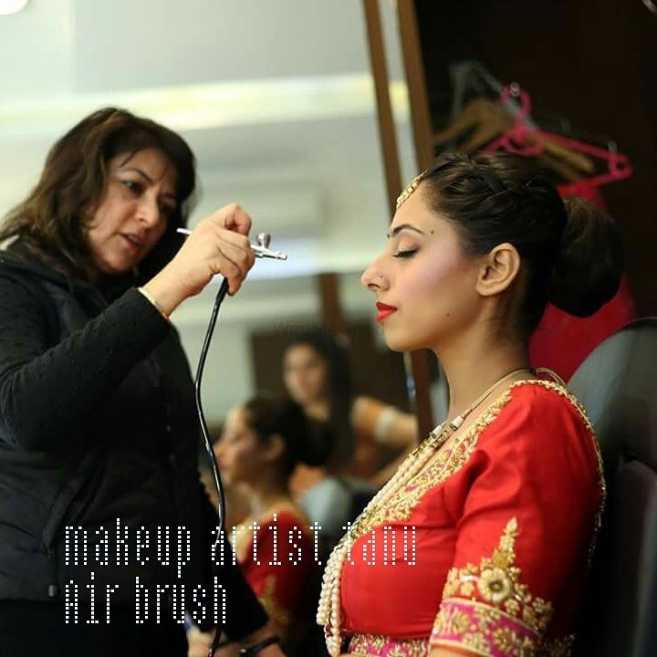 Photo By Tanu Makeup Studio - Bridal Makeup