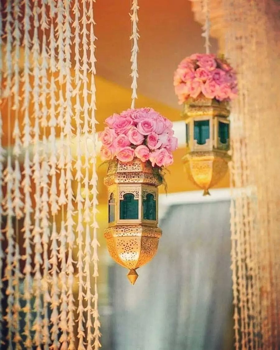 Photo of Hanging floral decorations look the prettiest.
