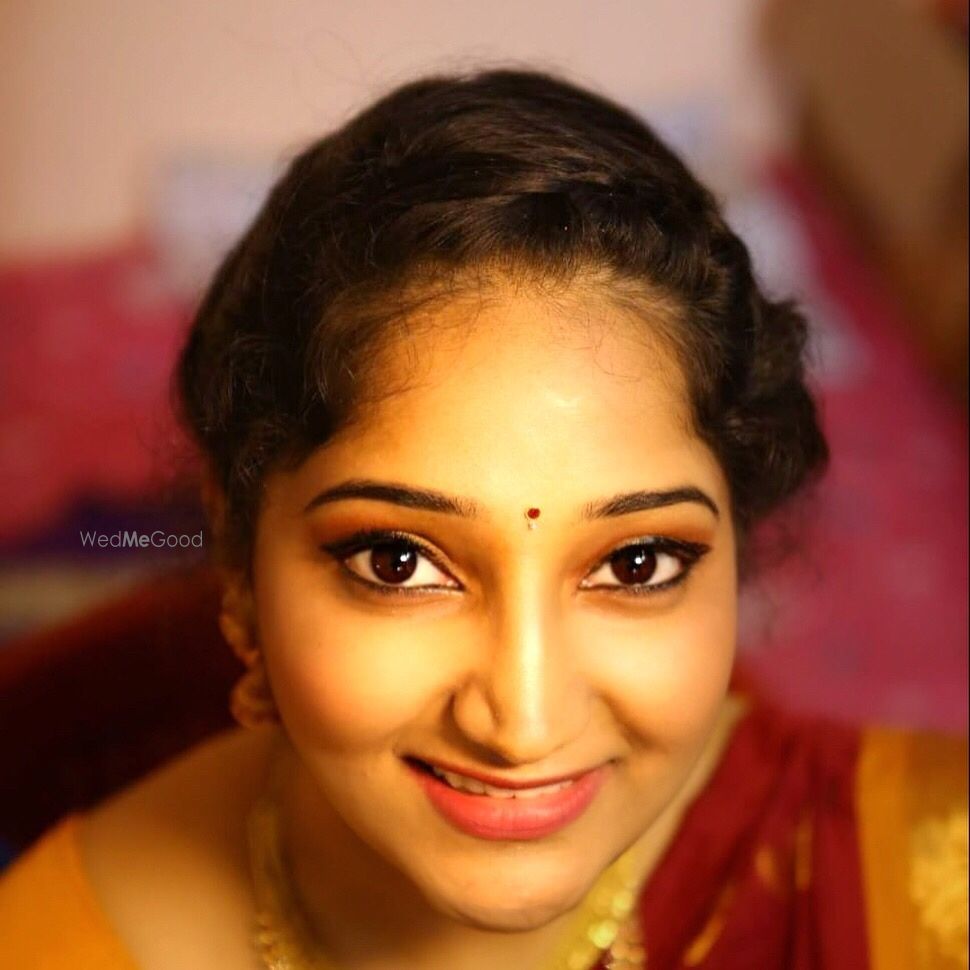 Photo By Mayuri Kashyap - Bridal Makeup