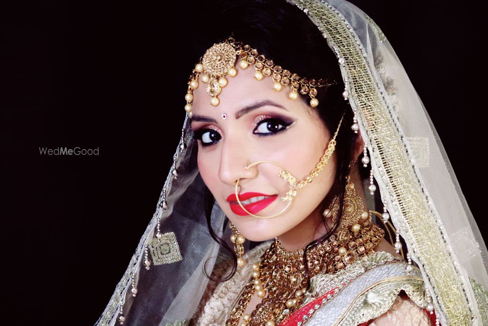 Photo By Dreams Makeover - Bridal Makeup