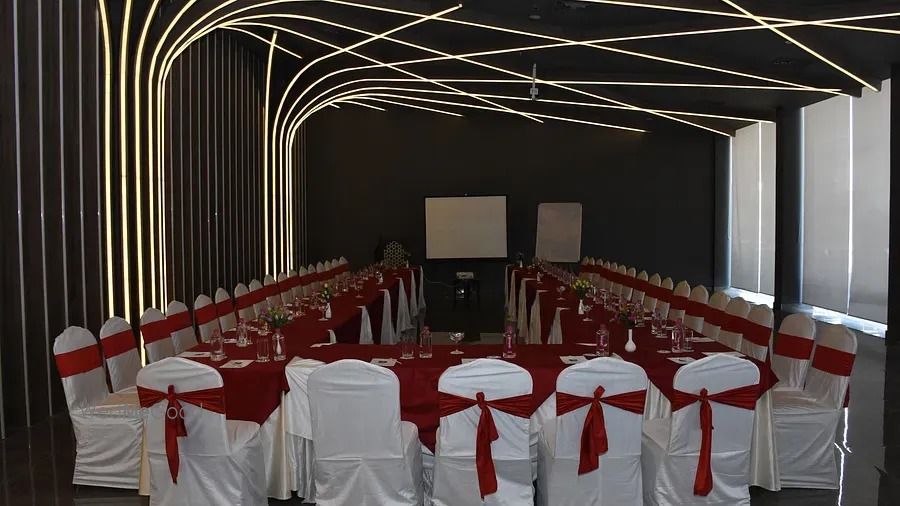 Photo By Comfort Inn Sapphire - Venues