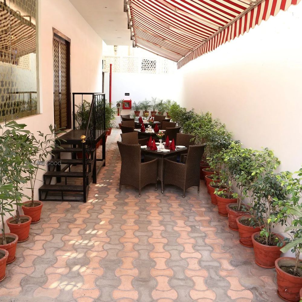 Photo By Comfort Inn Sapphire - Venues