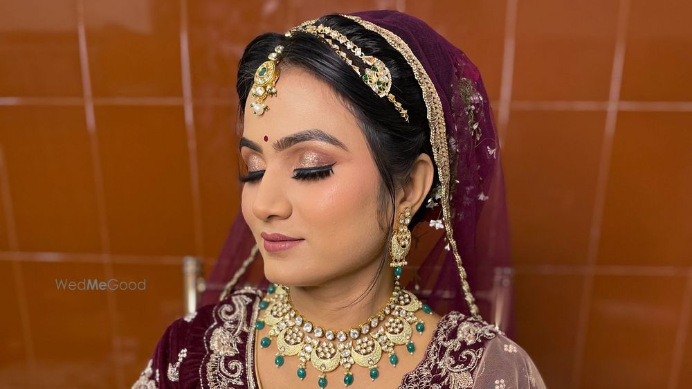 Makeup by Dharvi