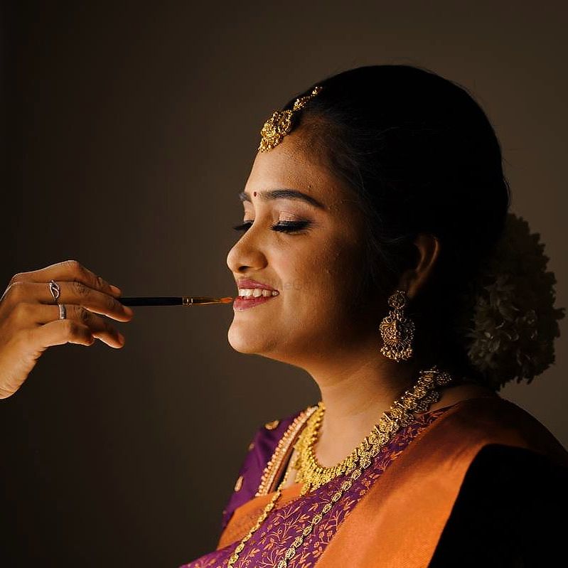 Photo By Priyamakeoverartistry - Bridal Makeup