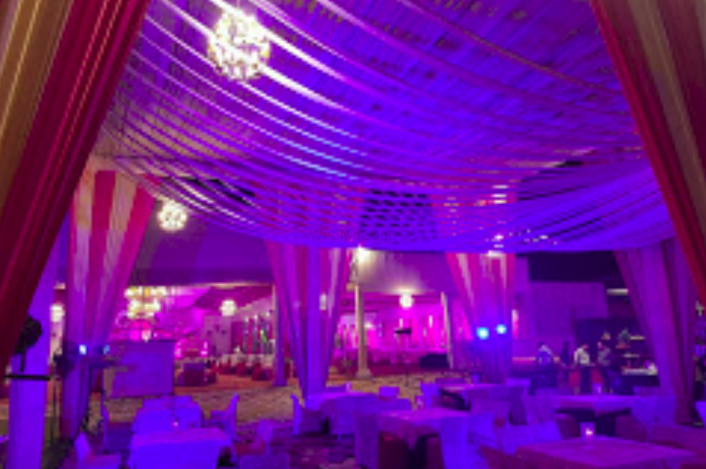 Photo By Shalimar Gardens - Venues