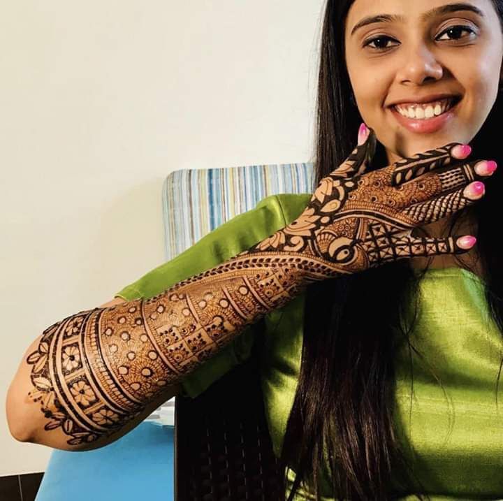 Photo By Ravi Mehandi Artist - Mehendi Artist