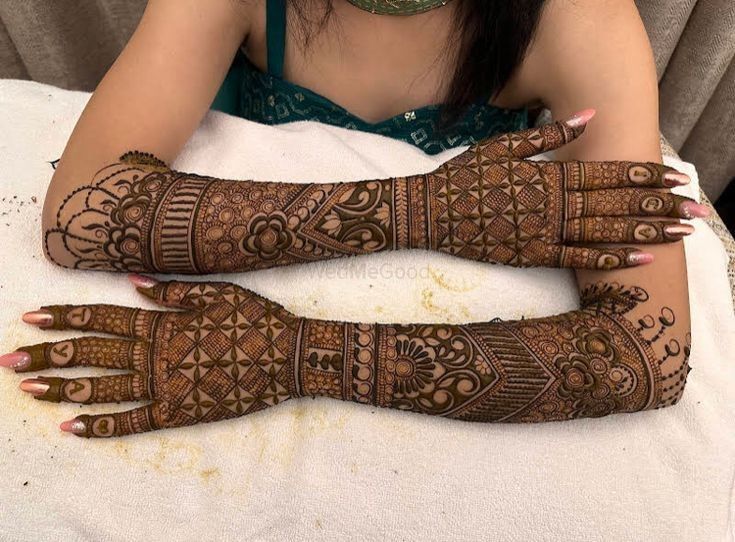 Photo By Suraj Mehandi Artist - Mehendi Artist