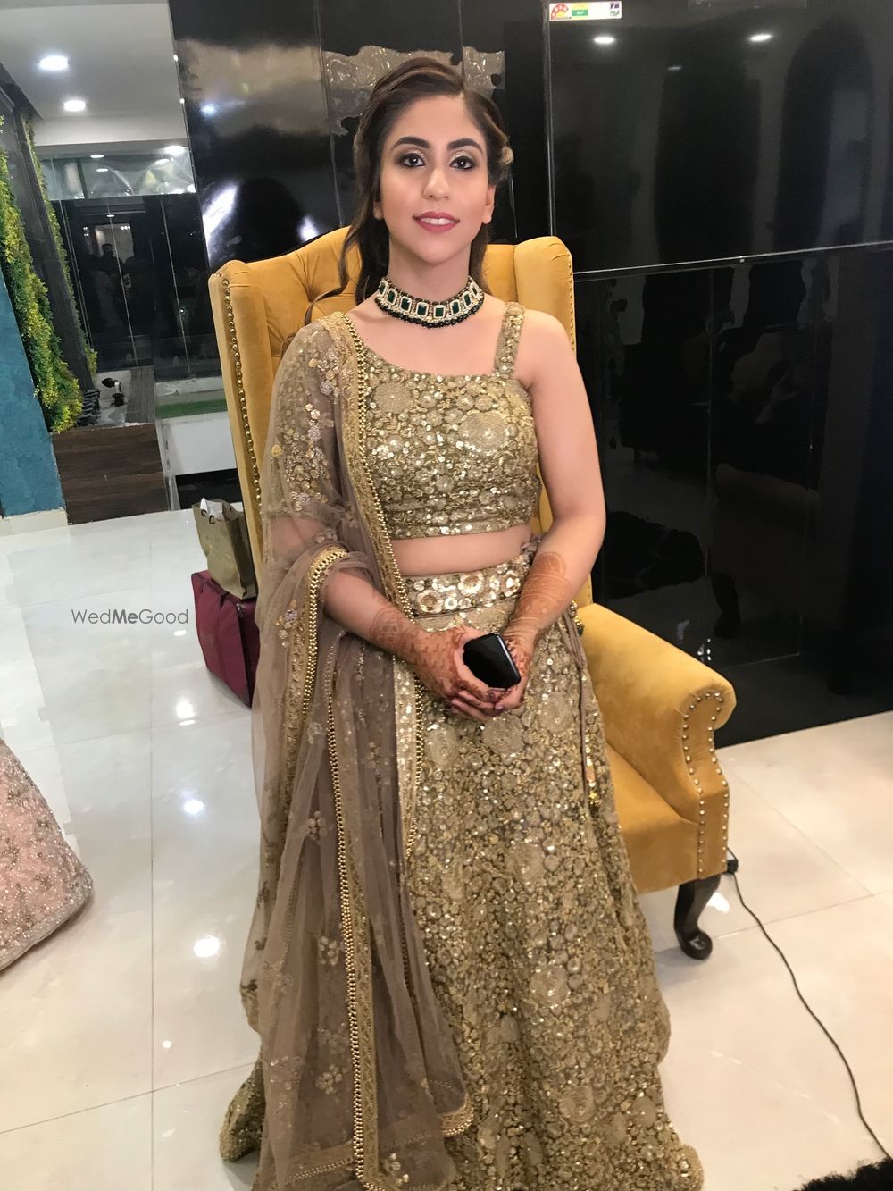 Photo By Makeovers By Heena - Bridal Makeup