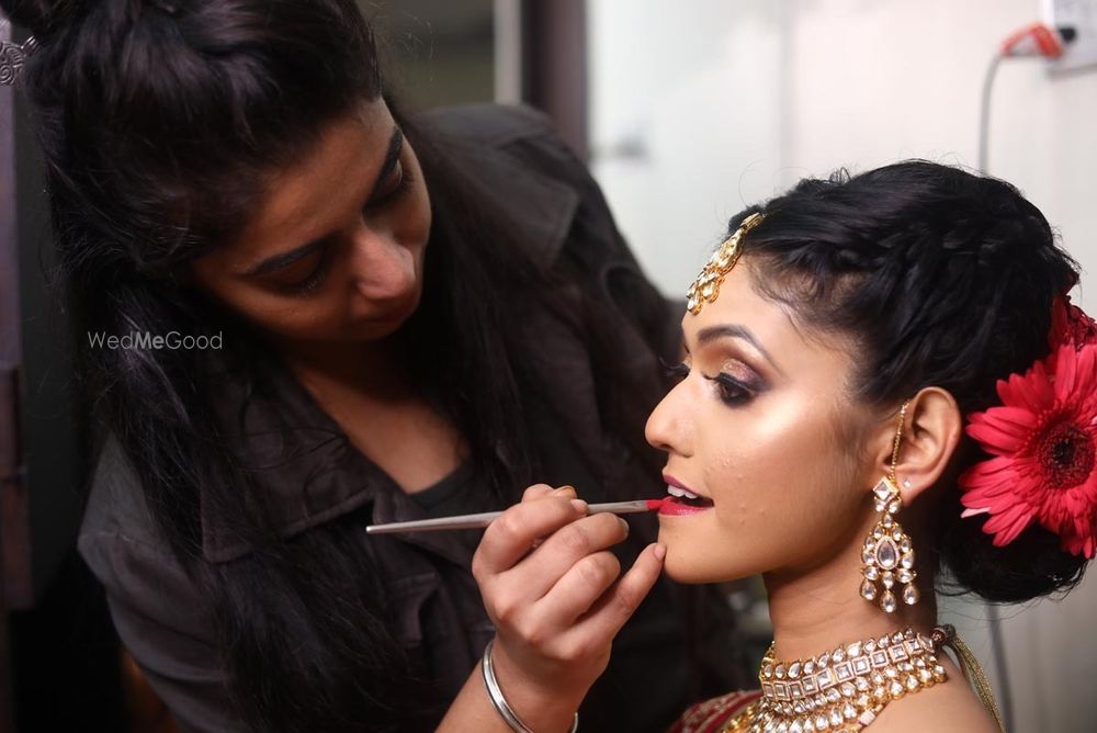 Photo By GlitterArty by Vandya Arora - Bridal Makeup