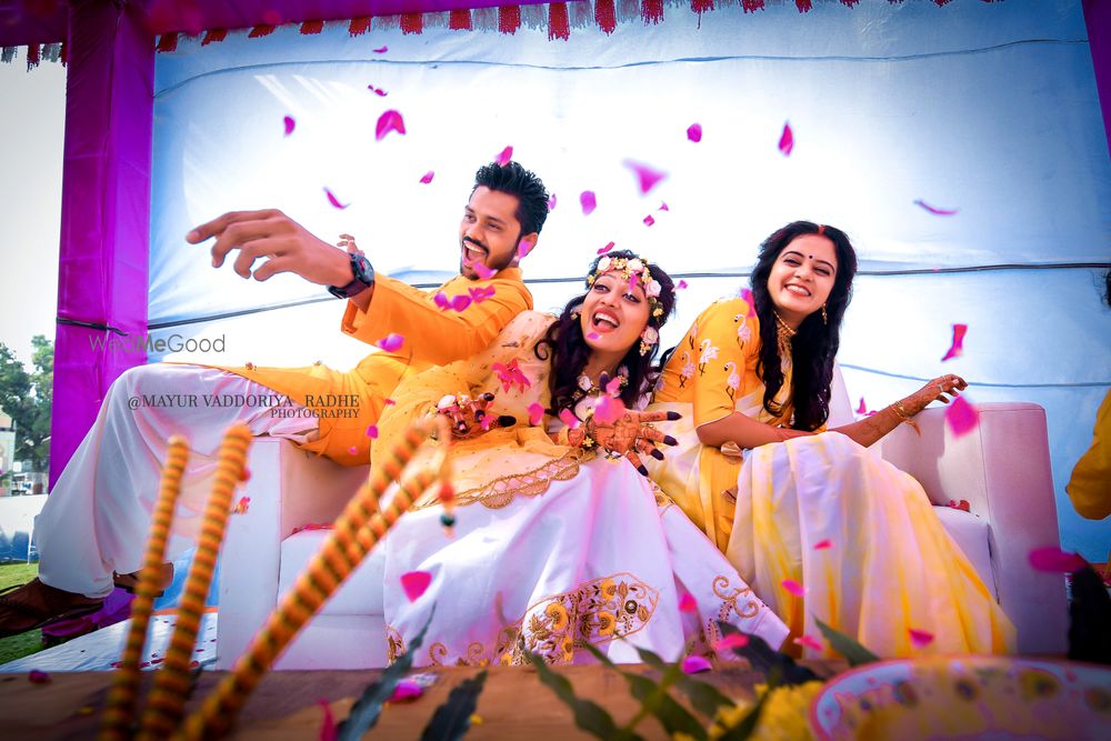 Photo By Radhe A to Z Photobox - Photographers