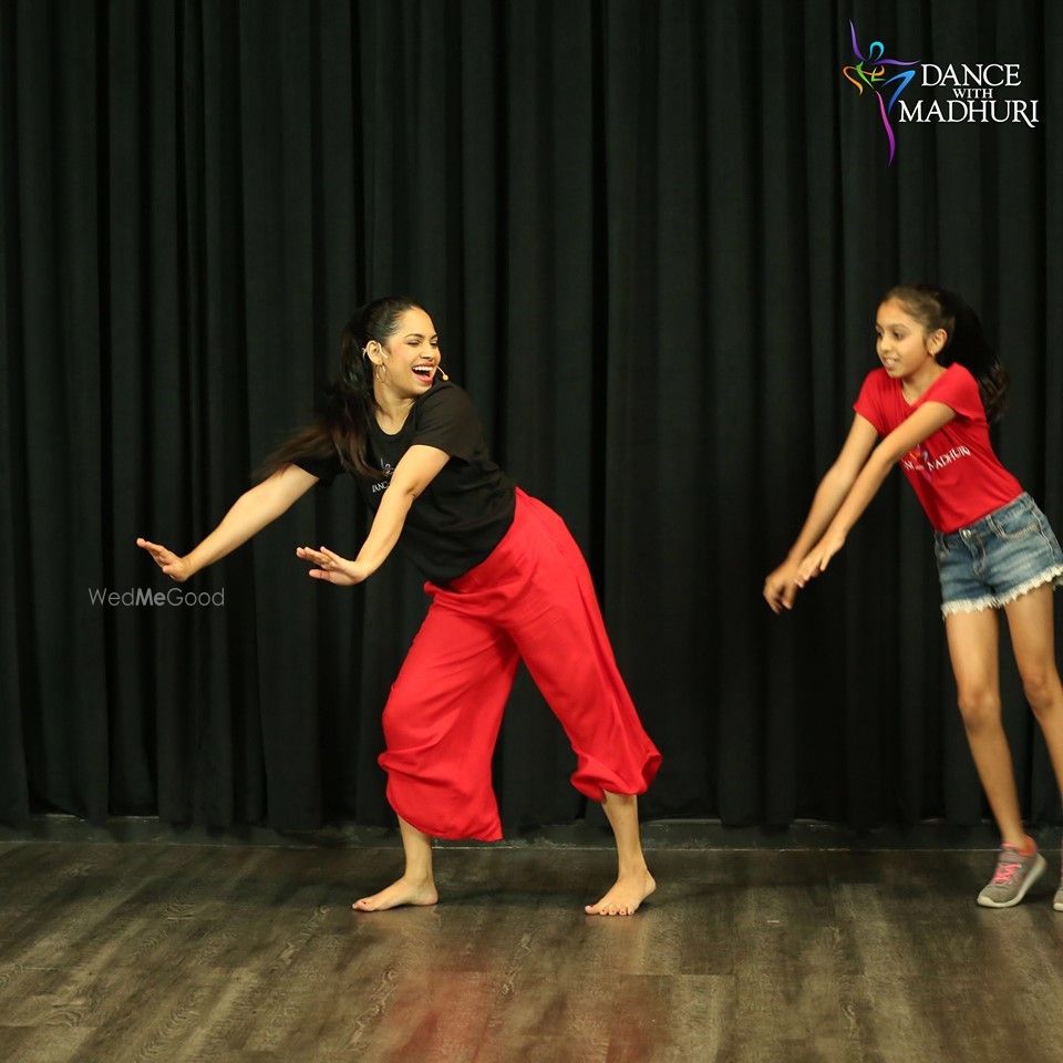 Photo By Dance With Madhuri - Sangeet Choreographer