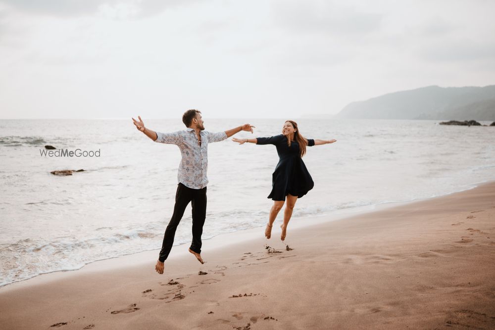 Photo By The Wedding Luxe - Photographers