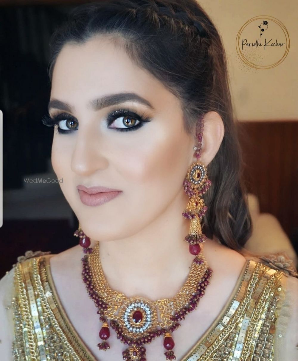 Photo By Makeovers by Paridhi Kochar - Bridal Makeup