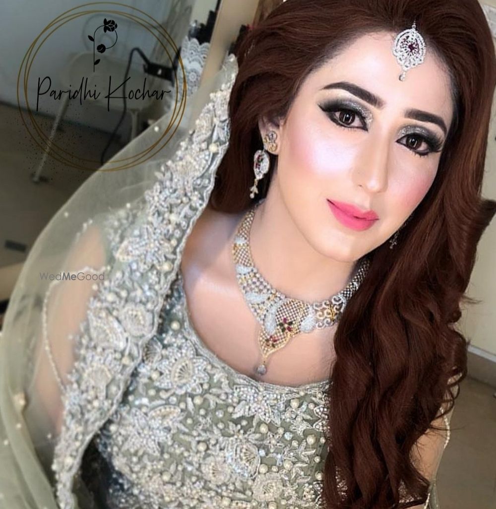 Photo By Makeovers by Paridhi Kochar - Bridal Makeup