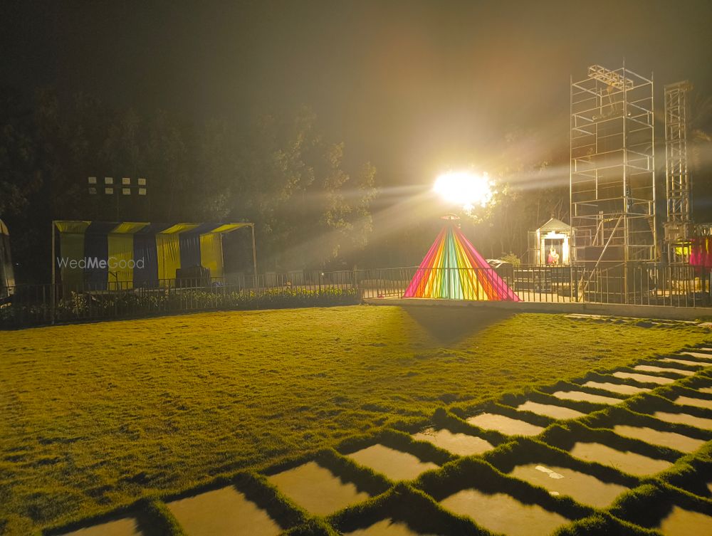 Photo By Nandi Link Grounds - Venues