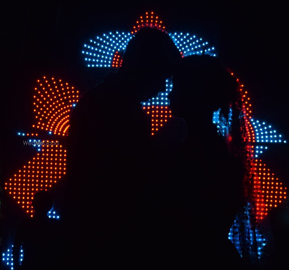 Photo By Sunny Studio - Photographers