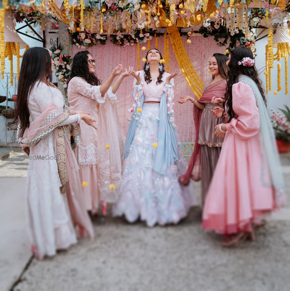 Photo By The Wedding Myntra - Photographers