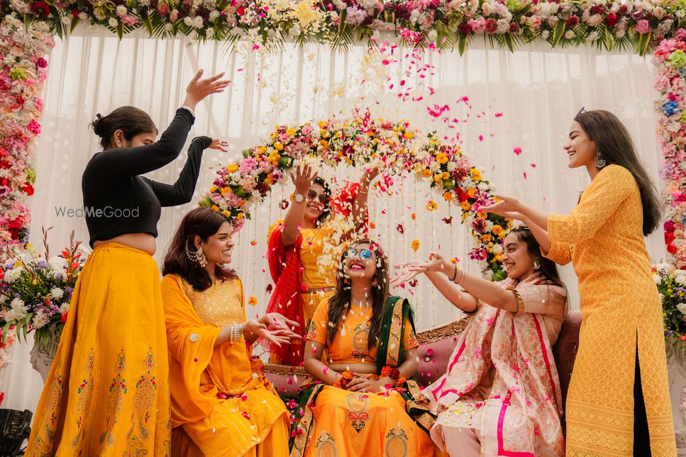 Photo By The Wedding Myntra - Photographers