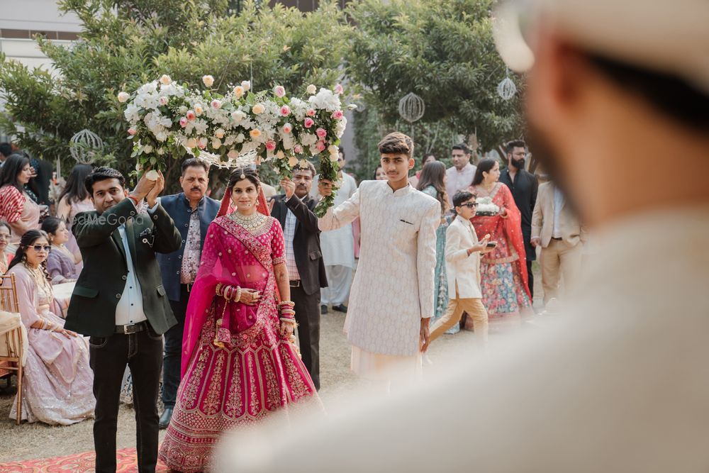 Photo By The Wedding Myntra - Photographers