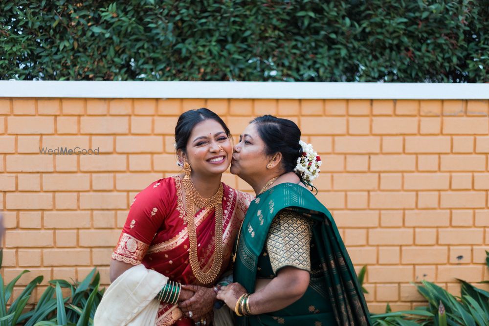 Photo By Firstlight Pictures - Photographers