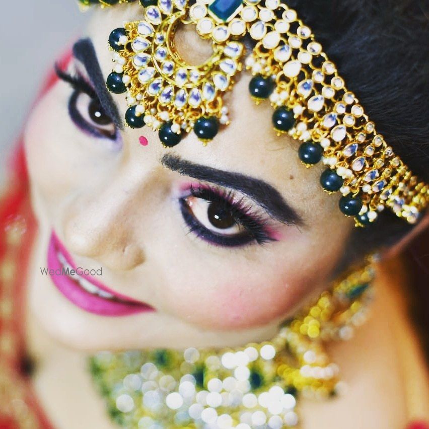 Photo By Harpreet Sarang Makeovers - Bridal Makeup