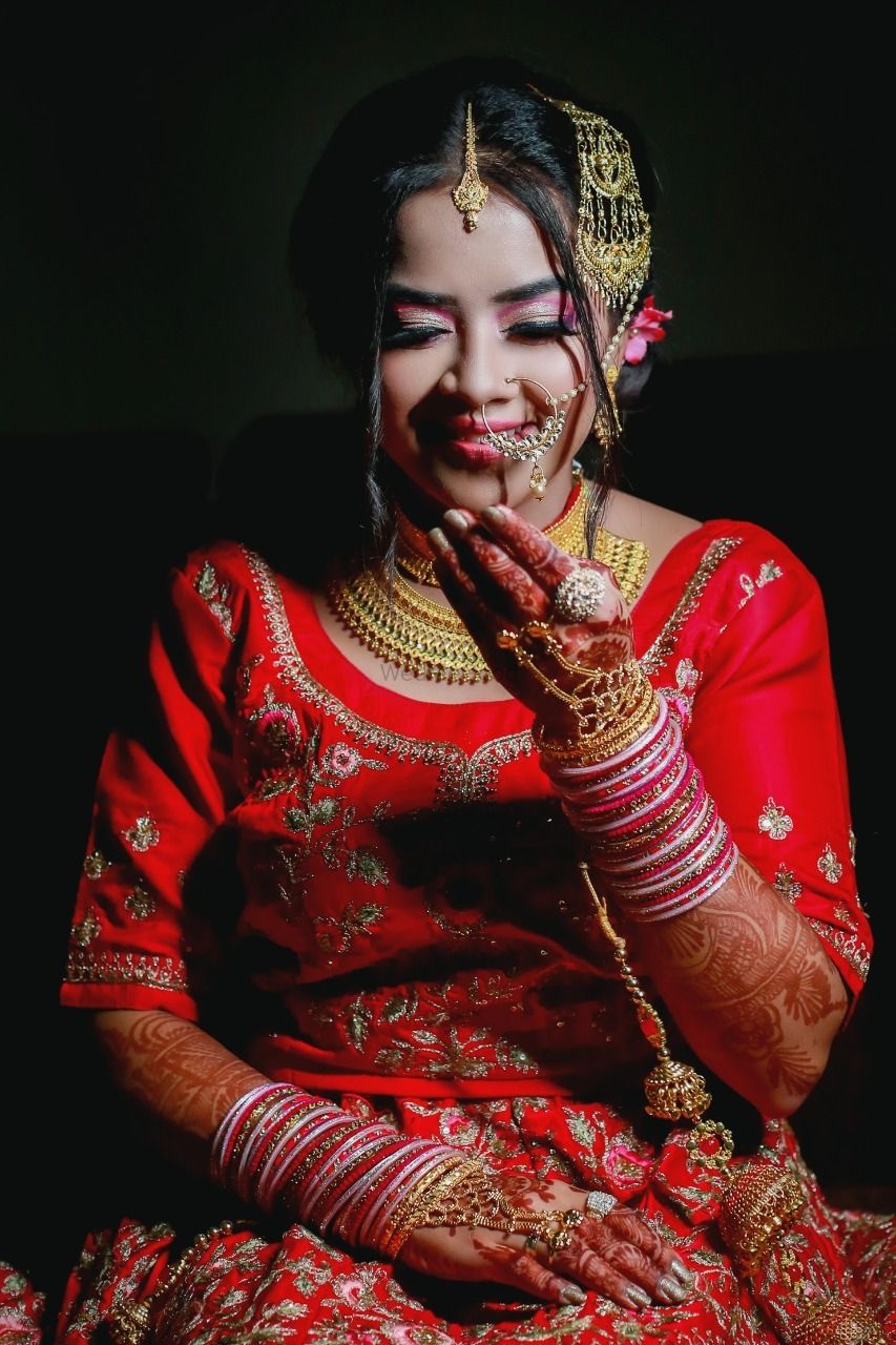 Photo By Harpreet Sarang Makeovers - Bridal Makeup