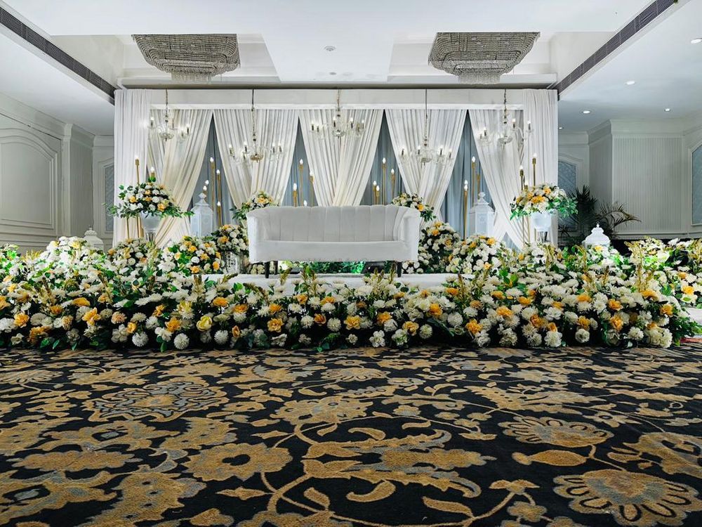 Photo By Blue Seas Events and Entertainment - Decorators