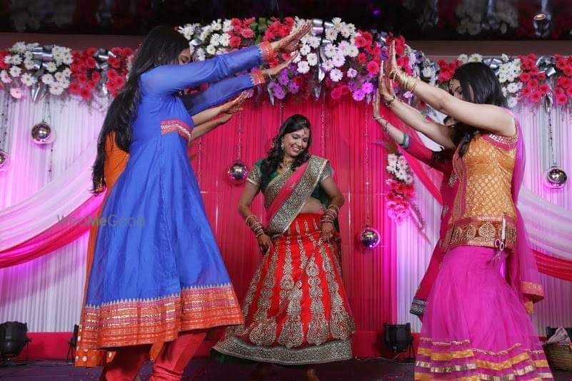 Photo By Twisters Wedding Choreography - Sangeet Choreographer