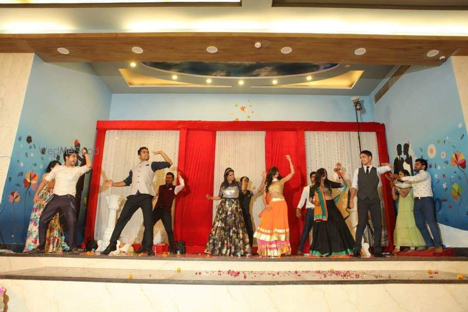 Photo By Twisters Wedding Choreography - Sangeet Choreographer