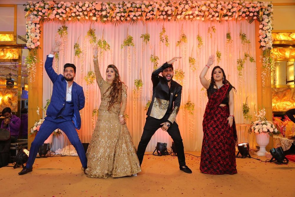 Photo By Twisters Wedding Choreography - Sangeet Choreographer
