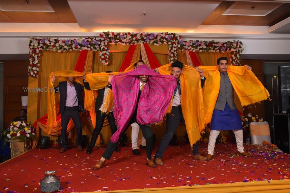 Photo By Twisters Wedding Choreography - Sangeet Choreographer